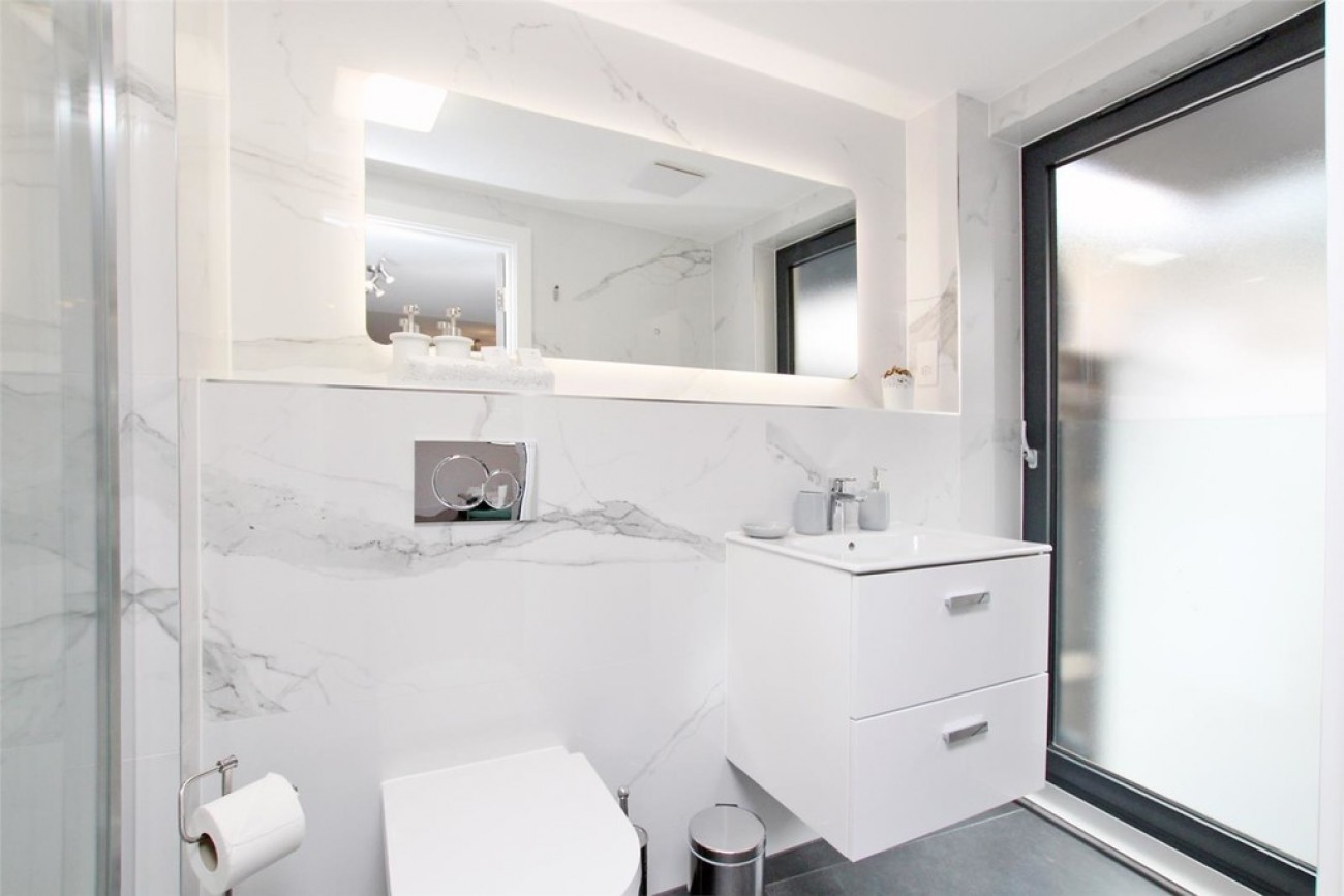 Images for Karam Court, Commercial Road, Whitechapel, London EAID:6a0eb5e1f7ec2ab39e5f31507930d009 BID:1
