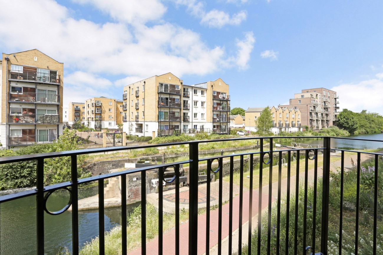 Images for Copperfield Road, Mile End, London EAID:6a0eb5e1f7ec2ab39e5f31507930d009 BID:1