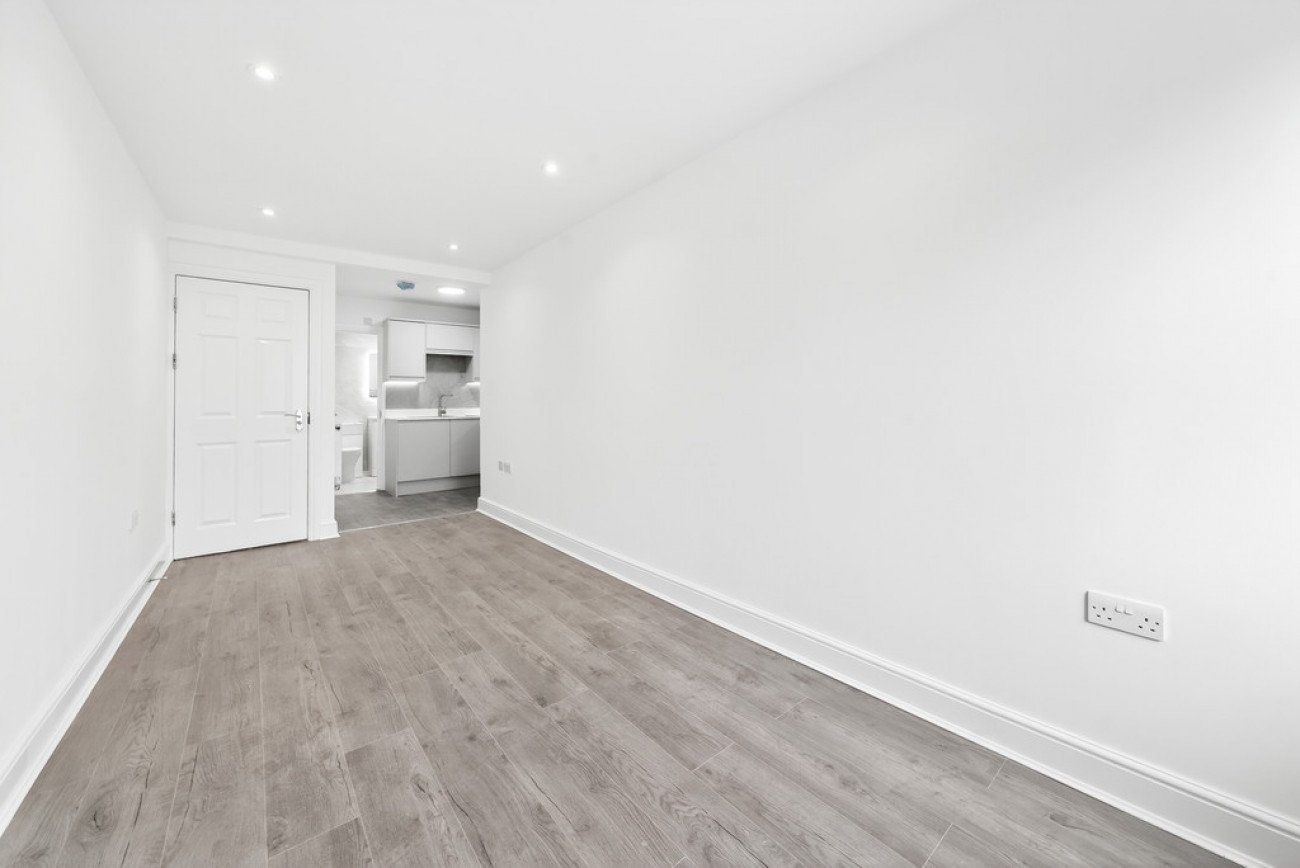 Images for Cannon Street Road, London EAID:6a0eb5e1f7ec2ab39e5f31507930d009 BID:1